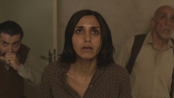 Under the Shadow foto 2