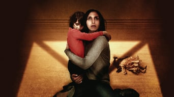 Under the Shadow foto 1